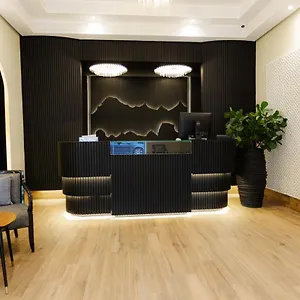 Ennesma Casa Blanca